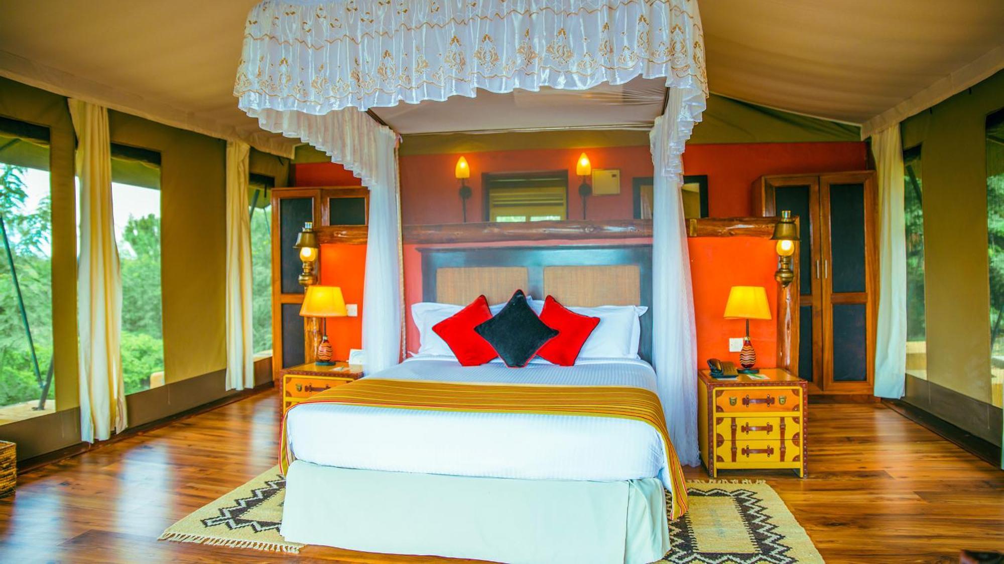 Paraa Safari Lodge Ngoại thất bức ảnh