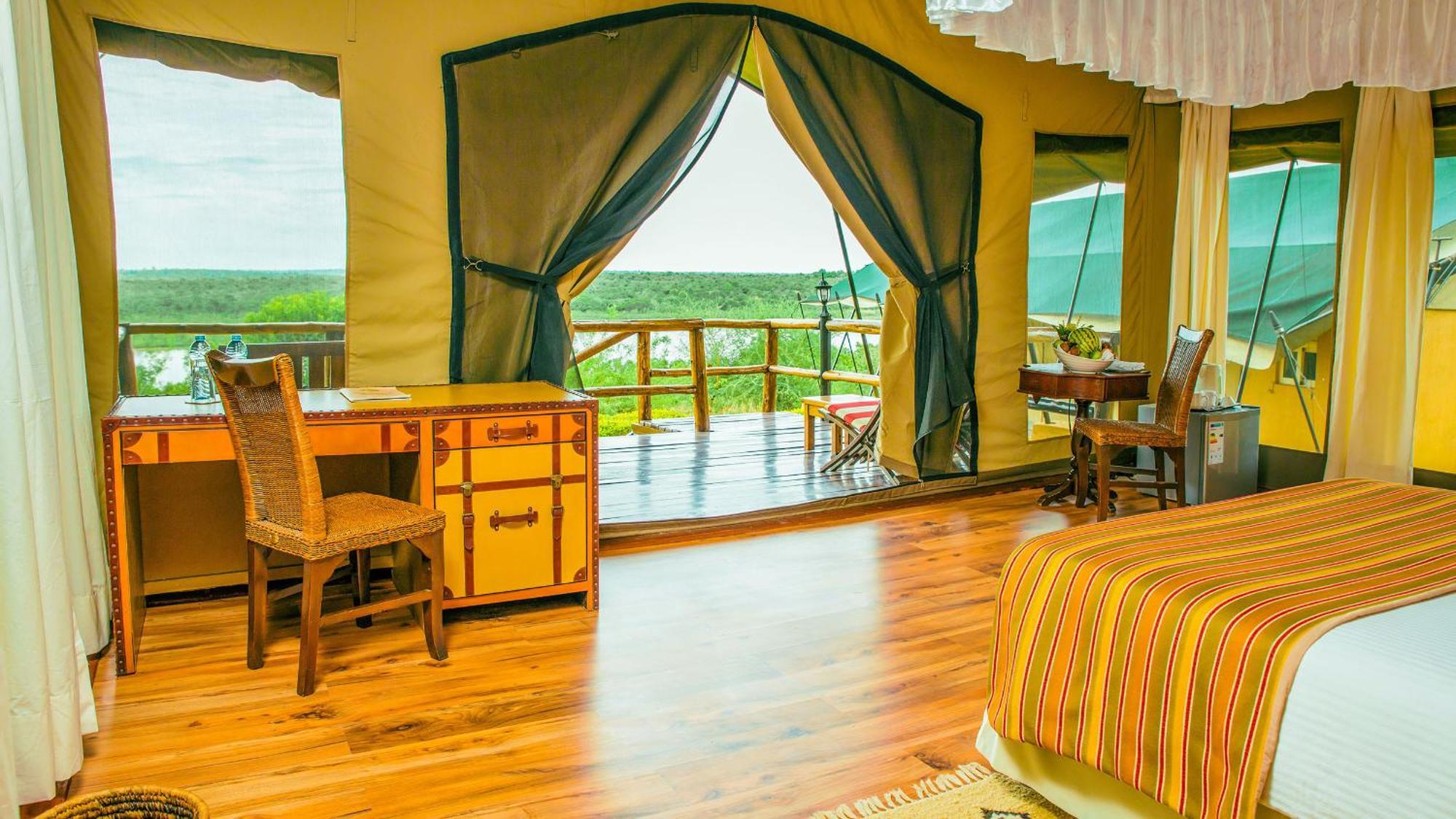 Paraa Safari Lodge Ngoại thất bức ảnh
