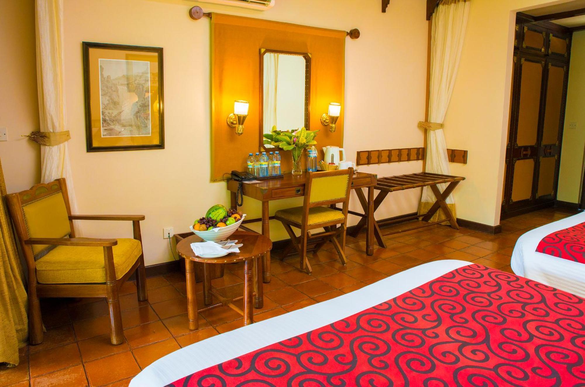 Paraa Safari Lodge Ngoại thất bức ảnh